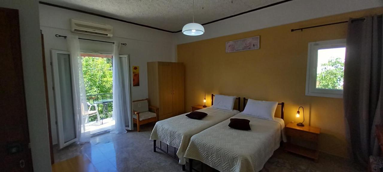 Nikis Apartments アギオス・ゴルディオス エクステリア 写真
